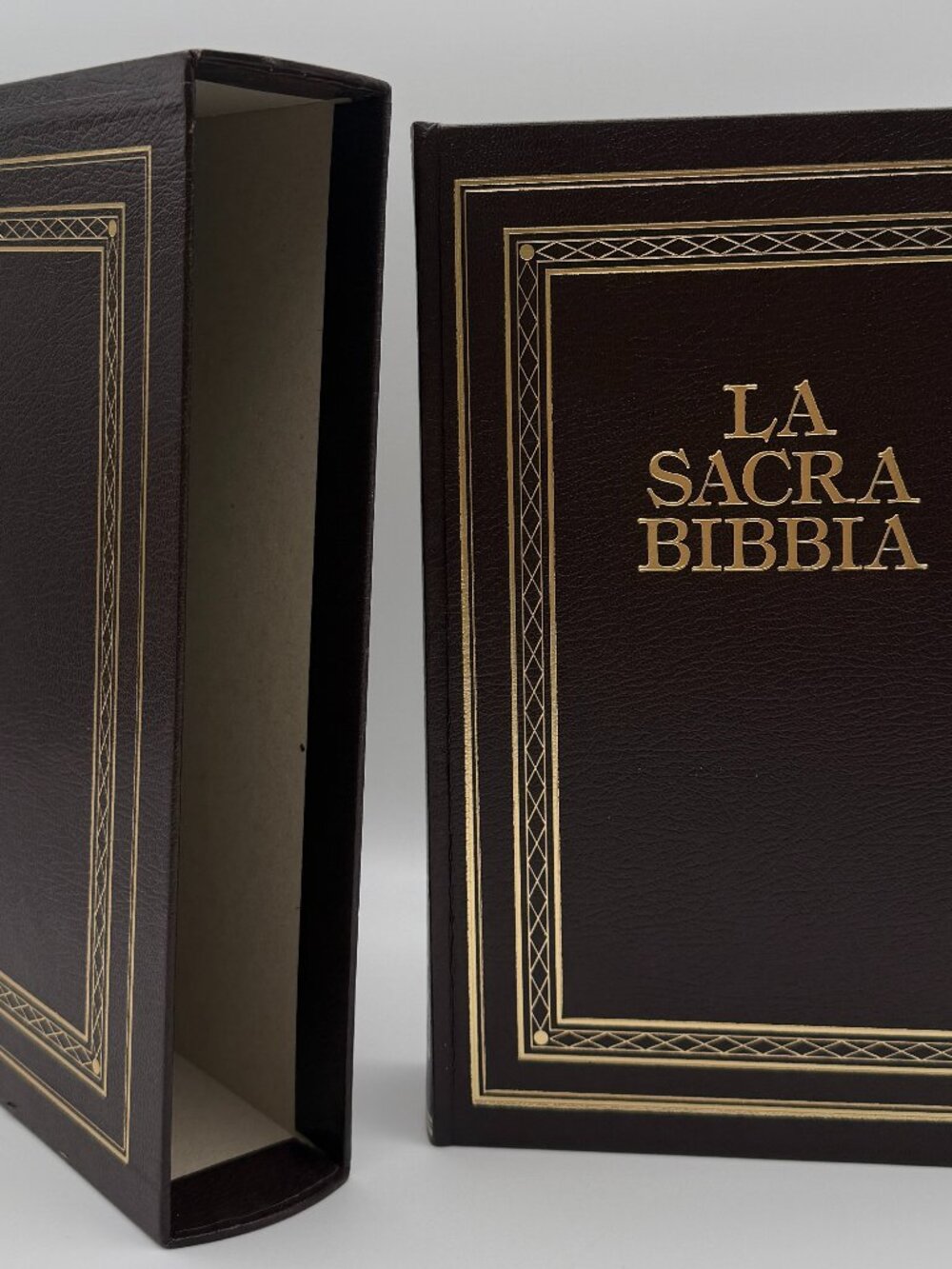 La Sacra Bibbia Hardcover Slipcase Italian Bible CEI Edizioni Paoline 1988 HTF